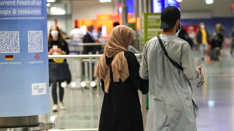Seit Mai 2021 durften nach Angaben des Bundesinnenministeriums 19.000 Menschen aus Afghanistan nach Deutschland einreisen.