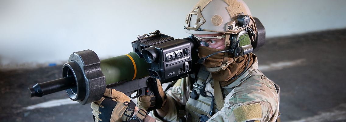 RGW90HHT-Lightbox.jpg