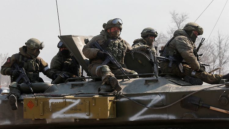 Russische Truppen in Mariupol.