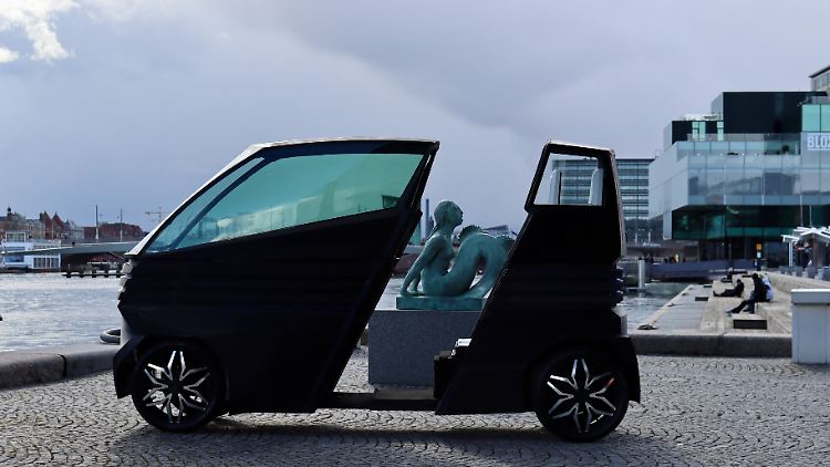 Der Z von iEV aus Dänemark kann so verlängert werden, dass ein zweiter Fahrgast in dem stromernden Gefährt Platz findet.