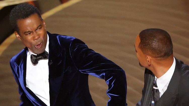 Will Smith (r.) schlug Chris Rock bei der Oscar-Verleihung mitten ins Gesicht.