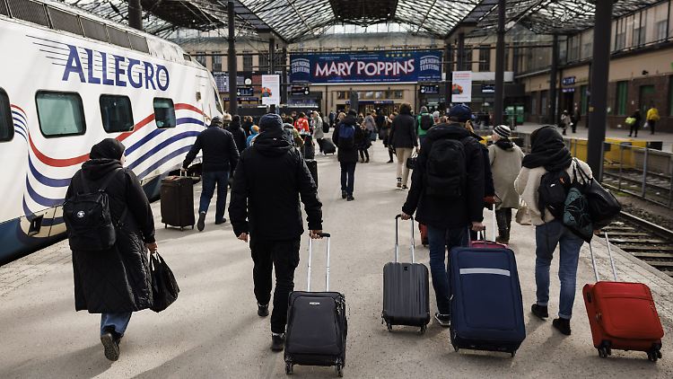 Stillstand statt "allegro" (schnell): Der gleichnamige Zug, der bisher zwischen Helsinki und St. Petersburg verkehrte, bleibt aufgrund der russischen Invasion demnächst im Depot.