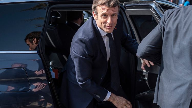 Emmanuel Macron gibt den Staatsmann – und das gefällt den Franzosen.