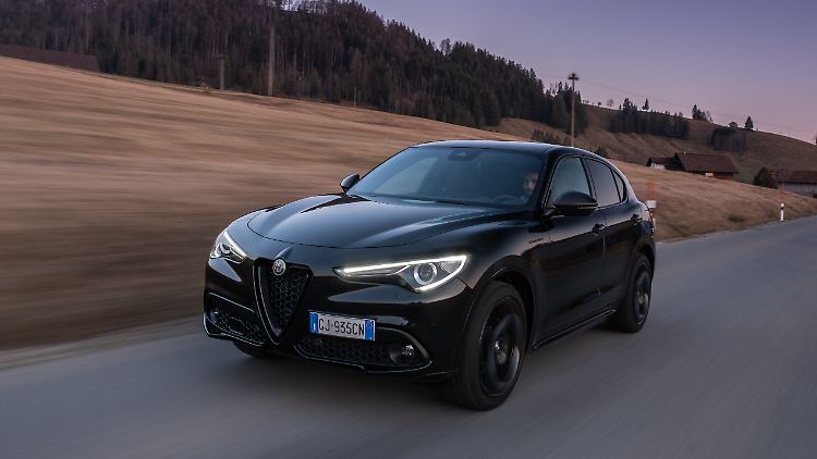 Die Estrema-Sondermodelle von Alfa Romeo glänzen vorzugsweise durch äußere Werte.
