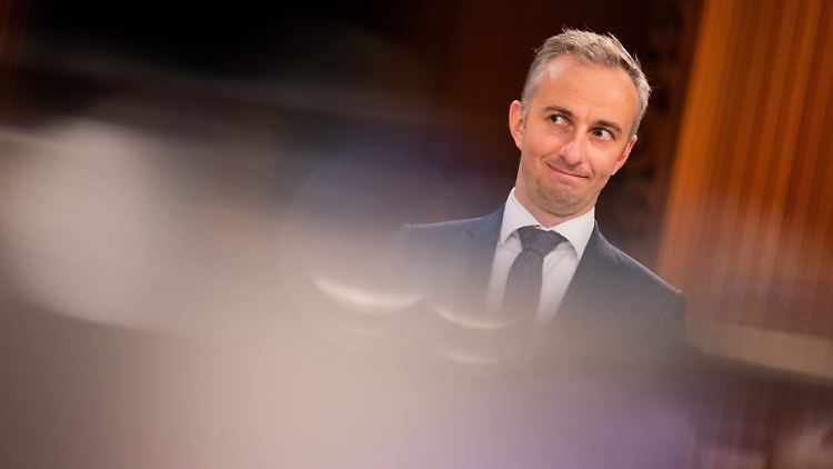 Böhmermann hält das Vorgehen der Behörden für nicht ausreichend.