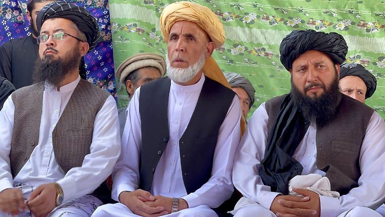 Wer keinen Bart trägt, darf künftig nicht mehr in Afghanistans Behörden arbeiten.