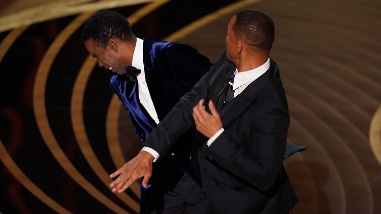 Will Smith ohrfeigt Chris Rock vor einem Millionenpublikum.