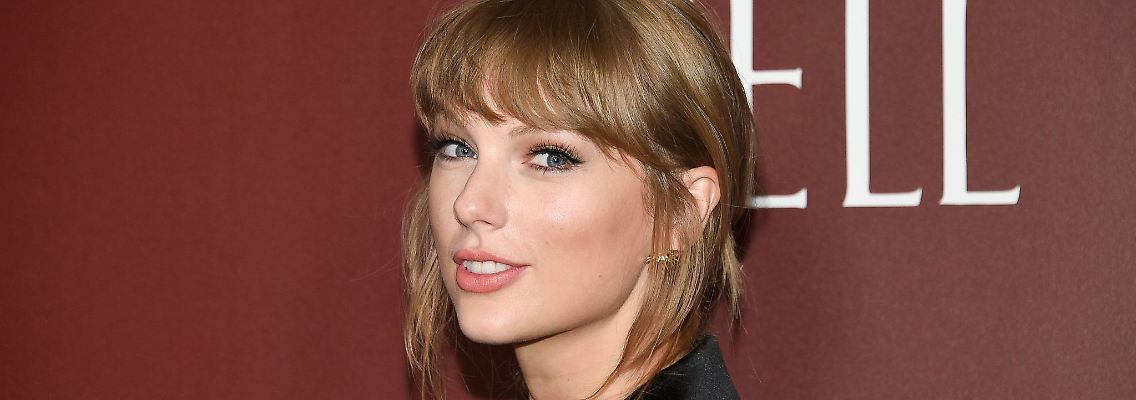 Die NYU verleiht Taylor Swift einen Ehrendoktortitel der bildenden Künste.