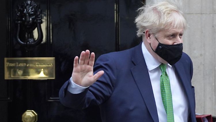 Premier Boris Johnson hatte stets widersprochen, dass bei den Zusammenkünften die von ihm selbst aufgestellten Corona-Regeln gebrochen wurden.