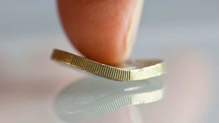 Der Euro präsentiert sich derzeit von seiner weichen Seite.