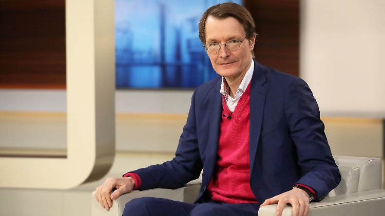 Auch bei seinem Styling hat seine Mutter ein Wörtchen mitzureden: Karl Lauterbach.