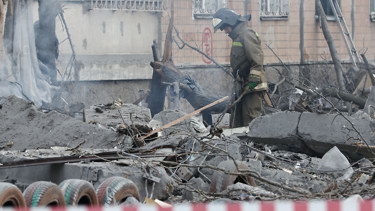Внаслідок нещодавніх обстрілів у Донецьку сталися масові руйнування.