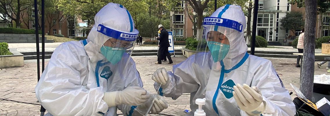 Die Testkapazitäten in Shanghai stoßen an ihre Grenzen.