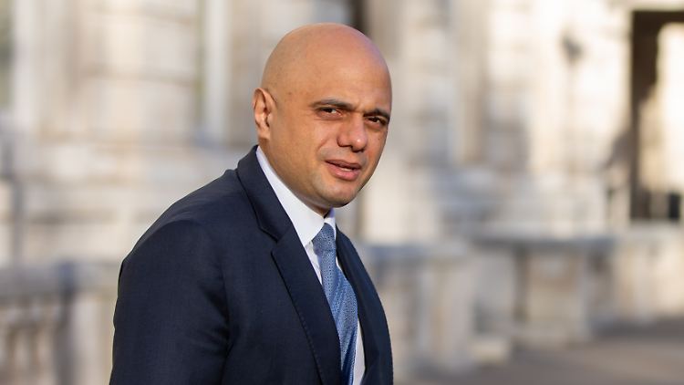 Internationale Experten priesen die detaillierte britische Corona-Überwachung. Die Regierung - hier Gesundheitsminister Sajid Javid - will diese nun deutlich zurückfahren, und erntet dafür Kritik.