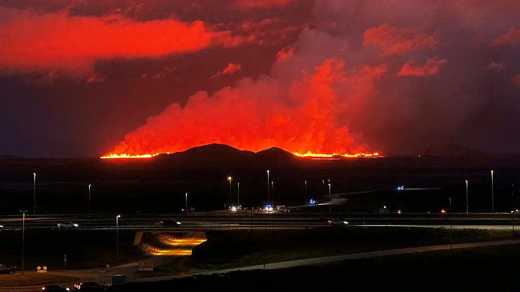 2024-08-23T001727Z-1839379482-RC2AL9A8T9U8-RTRMADP-3-ICELAND-VOLCANO