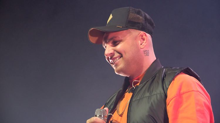 Macht's wie der Mond, nimmt regelmäßig zu und ab: Pietro Lombardi.