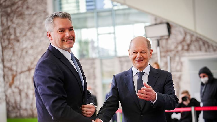 Wollen sich gegen "Skeptiker" in der Europäischen Union einsetzen: Nehammer und Scholz.