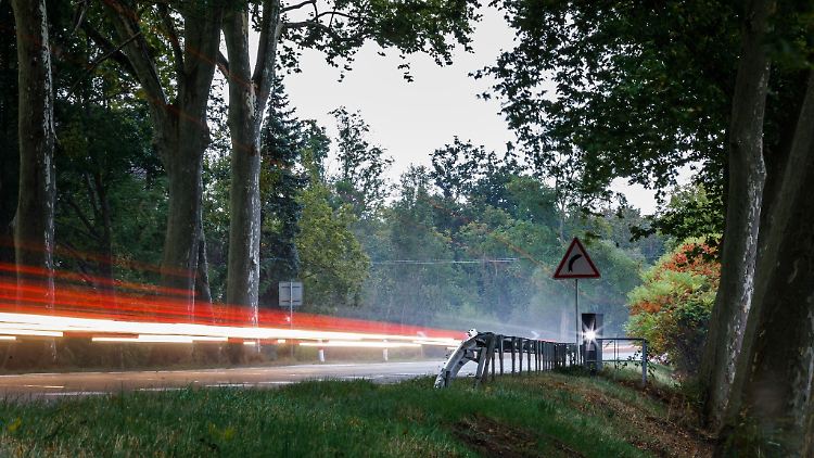 Wer rast, riskiert ein Fahrverbot als "Denkzettel und Besinnungsmaßnahme". 