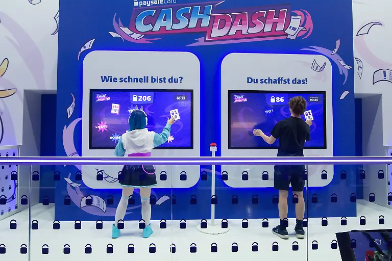 e18deed34080d35bb082ade35b8de699