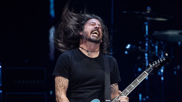 Kehrt nach dem Tod seines Freundes zurück auf die Bühne: Foo-Fighters-Frontmann Dave Grohl.