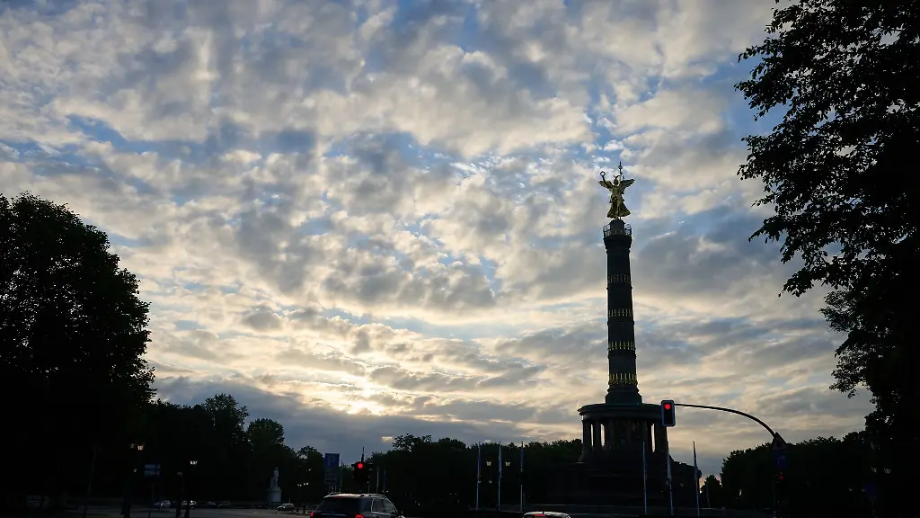 Fuer-heute-prognostiziert-der-DWD-heiteres-Wetter-in-Berlin-und-Brandenburg