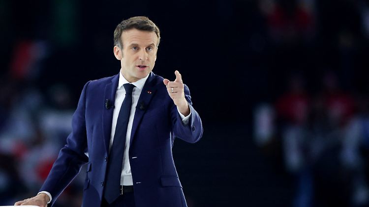 In den Umfragen liegt Macron zwar vorne, seine Hauptherausforderin Le Pen hat aber kräftig aufgeholt.