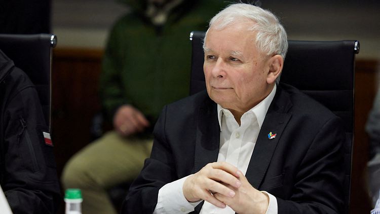 "Deutschland wollte es immer besser wissen", klagt der starke Mann der polnischen Konservatien.