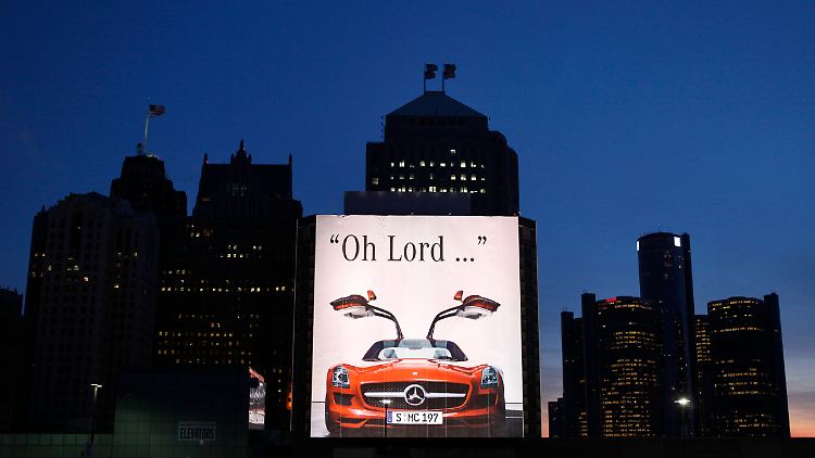 Werbung zur Messe im Detroiter Stadtbild: Deutsche Autos genießen in den USA einen legendären Ruf.