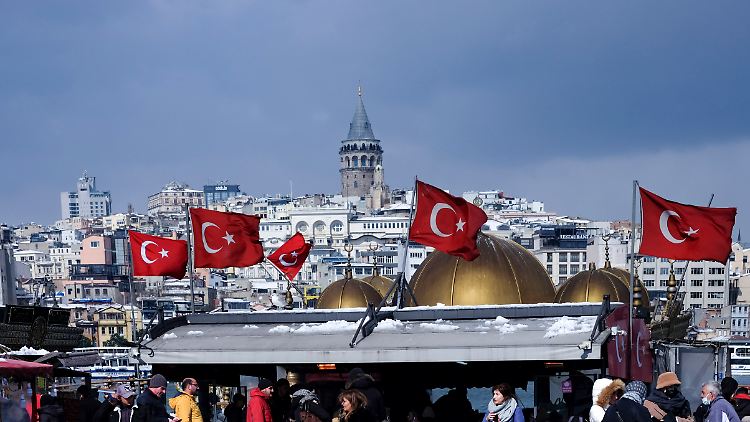 Unabhängige türkische Wirtschaftsexperten vermuten, dass die Inflation viel höher ist als von offizieller Seite angegeben.