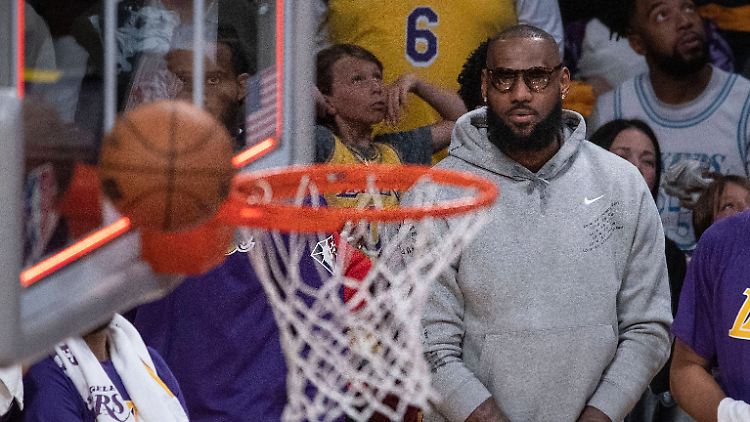 LeBron James war mal wieder zum Zuschauen verdammt.