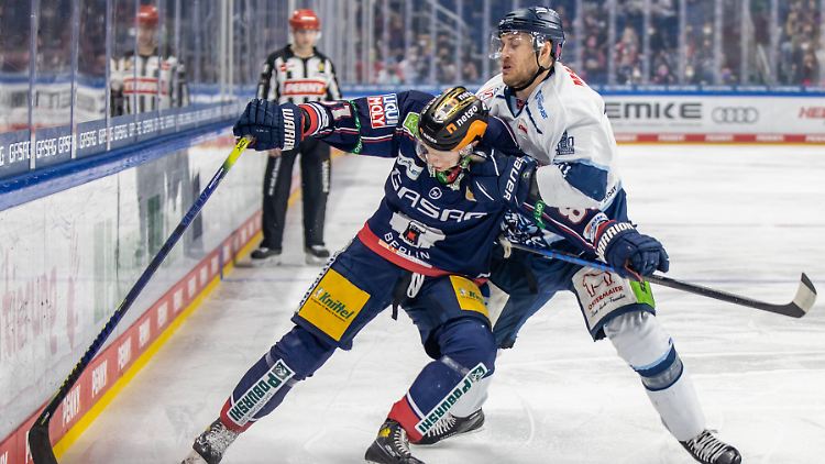 Die Eisbären aus Berlin werden in den Playoffs in die Mangel genommen.