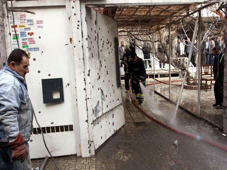 Der Atomforscher war am 12. Januar nahe seiner Wohnung bei einem Attentat ums Leben gekommen.