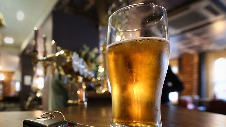 Für das Feierabendbier in der Kneipe um die Ecke sollte man bald ein paar Euro mehr einkalkulieren.