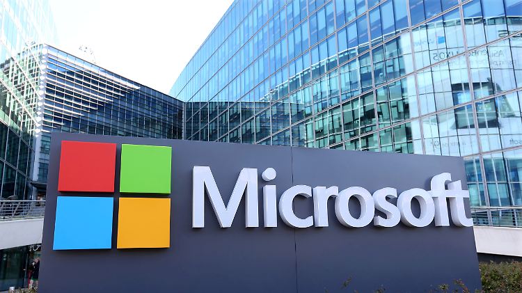 Microsoft verspricht ein Firmen-Windows, dass inklusiv und Barrierefrei ist.