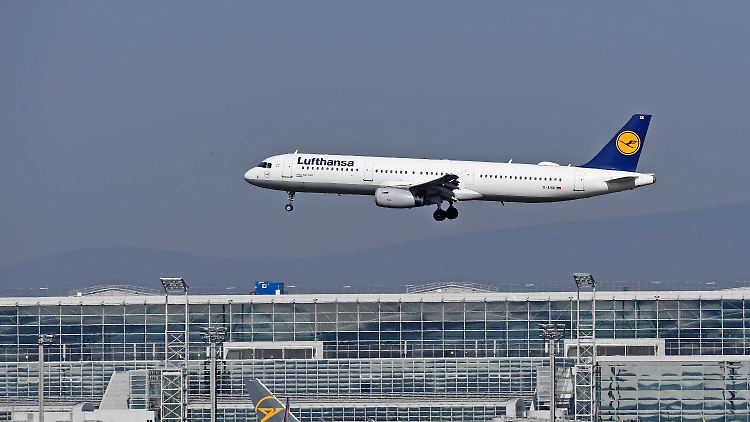 Am Frankfurter Flughafen wird noch an einem Plan für die nächsten Tage getüftelt.