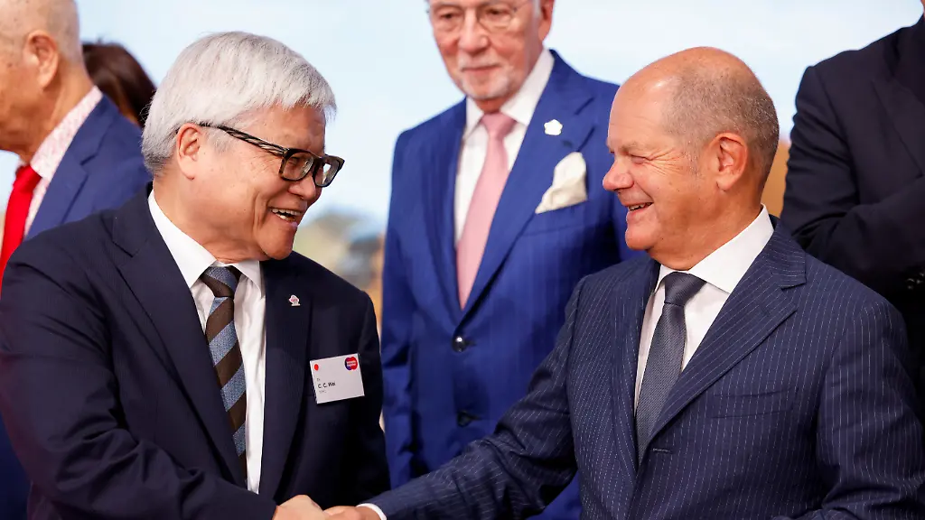 db7ccf9a69ec86a297fafd9aa9f82daa