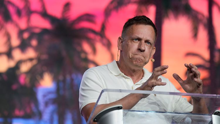 Thiel soll 2018 selbst über die Venture-Firma Founders Fund Bitcoin im Wert von Hunderten Millionen Dollar angehäuft haben.