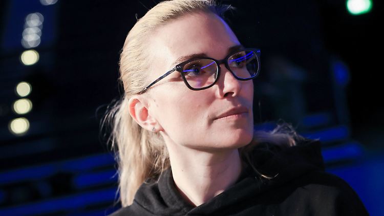 Tatjana Kiel kämpft unermüdlich um Geld und Aufmerksamkeit, um die Ukraine zu unterstützen. 