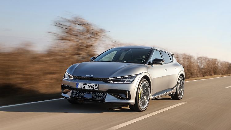 Deutsche Powerfans sollten den Kia EV6 GT auf ihrer Rechnung haben. 