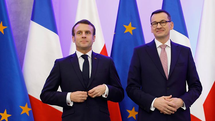 Das Verhältnis zwischen Frankreichs Präsident Macron und Polens Premier Morawiecki ist derzeit vergiftet. (Archivbild aus dem Februar 2020)