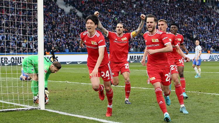Union Berlin trifft fünfmal, jubelt viermal - und feiert in dieser Saison zum dritten Mal den Derby-Sieg.