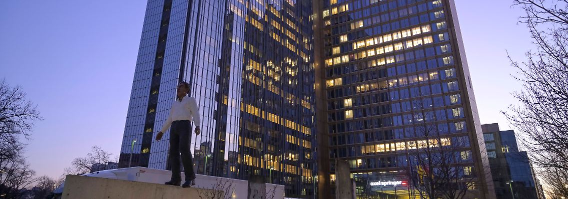 Das Axel-Springer-Hochhaus in Berlin. Der Vorstand des Verlags wird etwas jünger und etwas weiblicher.