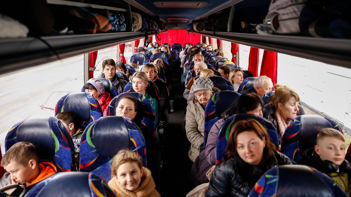 Derzeit gibt es keine offiziellen Angaben, wie viele Flüchtlinge aus Polen in andere EU-Staaten weitergereist sind.