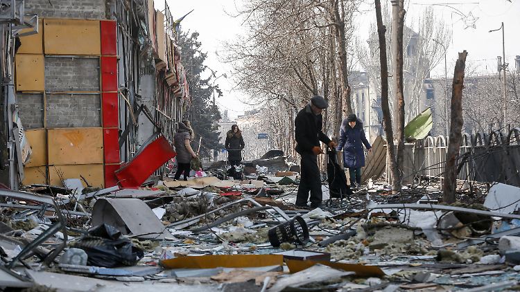 Trümmer in Mariupol - die Hafenstadt im Süden der Ukraine steht offenbar kurz vor dem Fall.