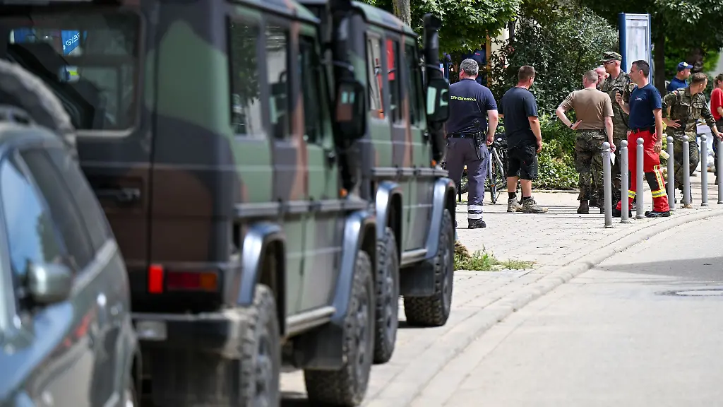 Die-Bundeswehr-packt-in-Bruchsal-mit-an