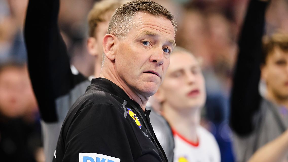 Hat zu viele Defizite gegen den krassen Außenseiter Färöer ausgemacht: Deutschlands Trainer Alfred Gislason.