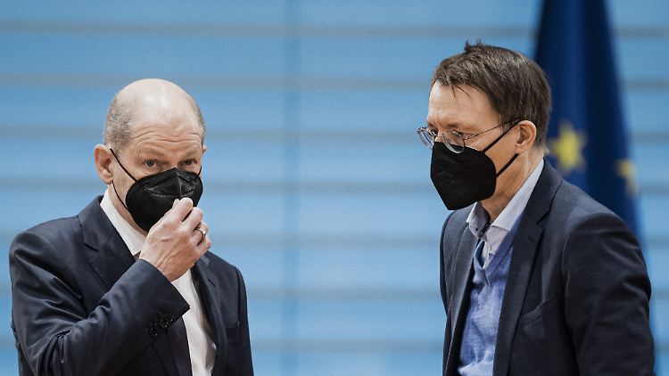 Lauterbach ließ sich nicht einschüchtern und sagte gegenüber ntv: "Ich fühle mich immer sehr sicher, ich bin sehr gut geschützt."
