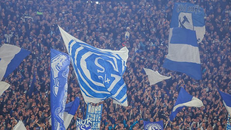 Der Gigant aus dem Pott steht vor der Rückkehr in die Bundesliga. Den Fans gefällt das. 