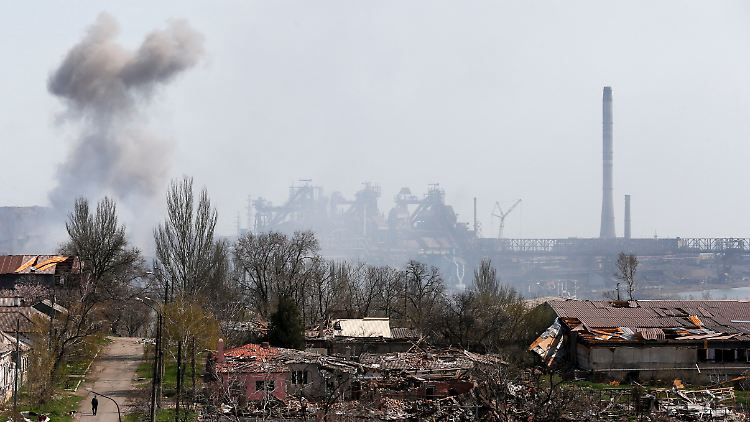 Rund 2500 ukrainische Kämpfer haben sich in dem Stahlwerk Asovstal verschanzt.