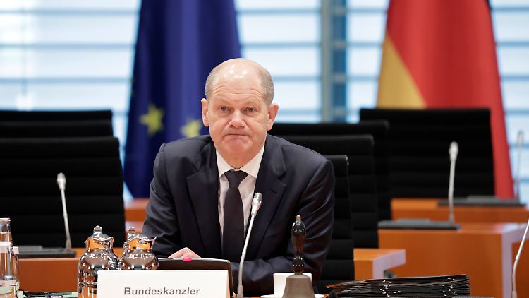Die Bundesregierung agiere bei der Ukraine-Hilfe viel zu zögerlich, heißt es auch aus der Union.